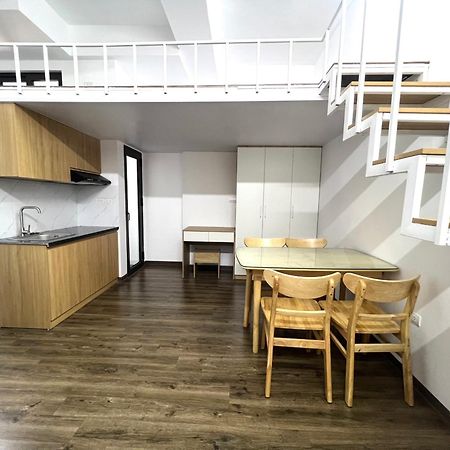 Era Apartment Khuc Thua Du 河内 外观 照片