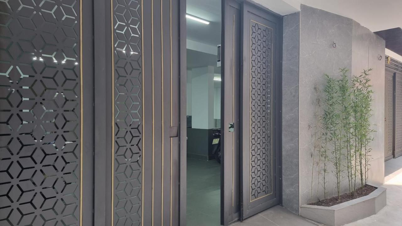 Era Apartment Khuc Thua Du 河内 外观 照片