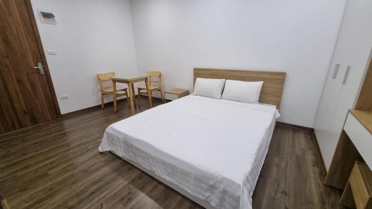 Era Apartment Khuc Thua Du 河内 外观 照片