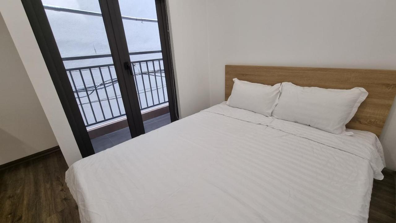 Era Apartment Khuc Thua Du 河内 外观 照片