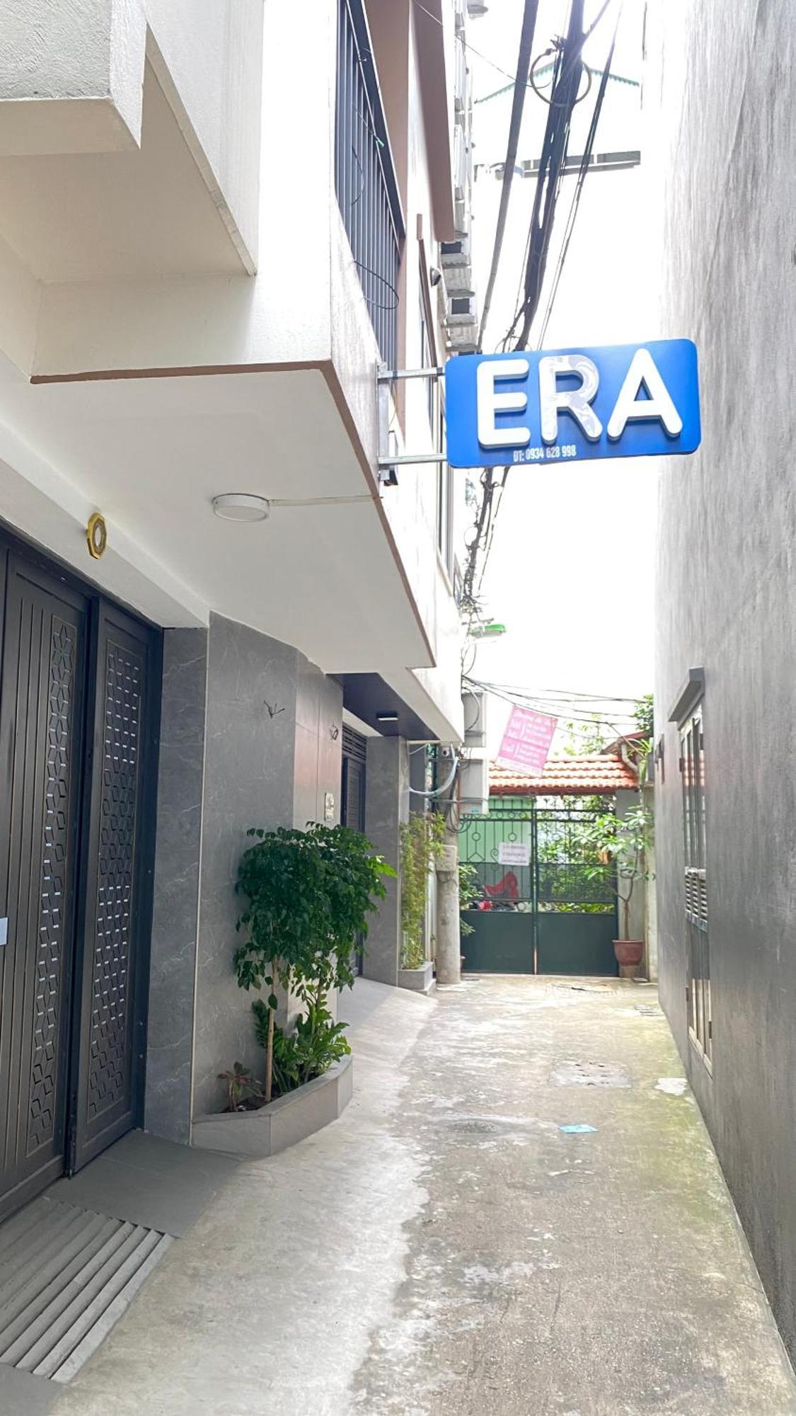 Era Apartment Khuc Thua Du 河内 外观 照片