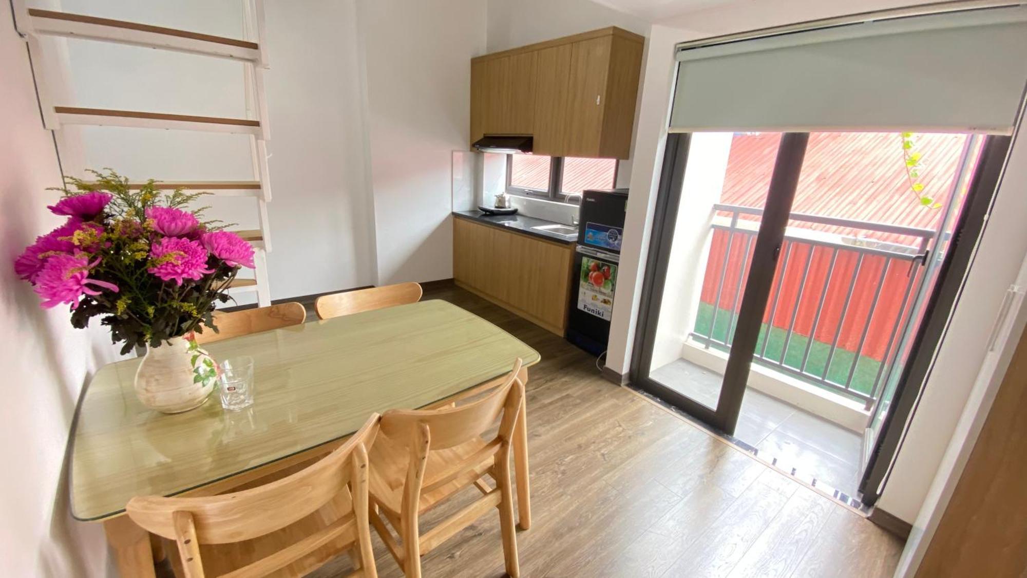 Era Apartment Khuc Thua Du 河内 外观 照片
