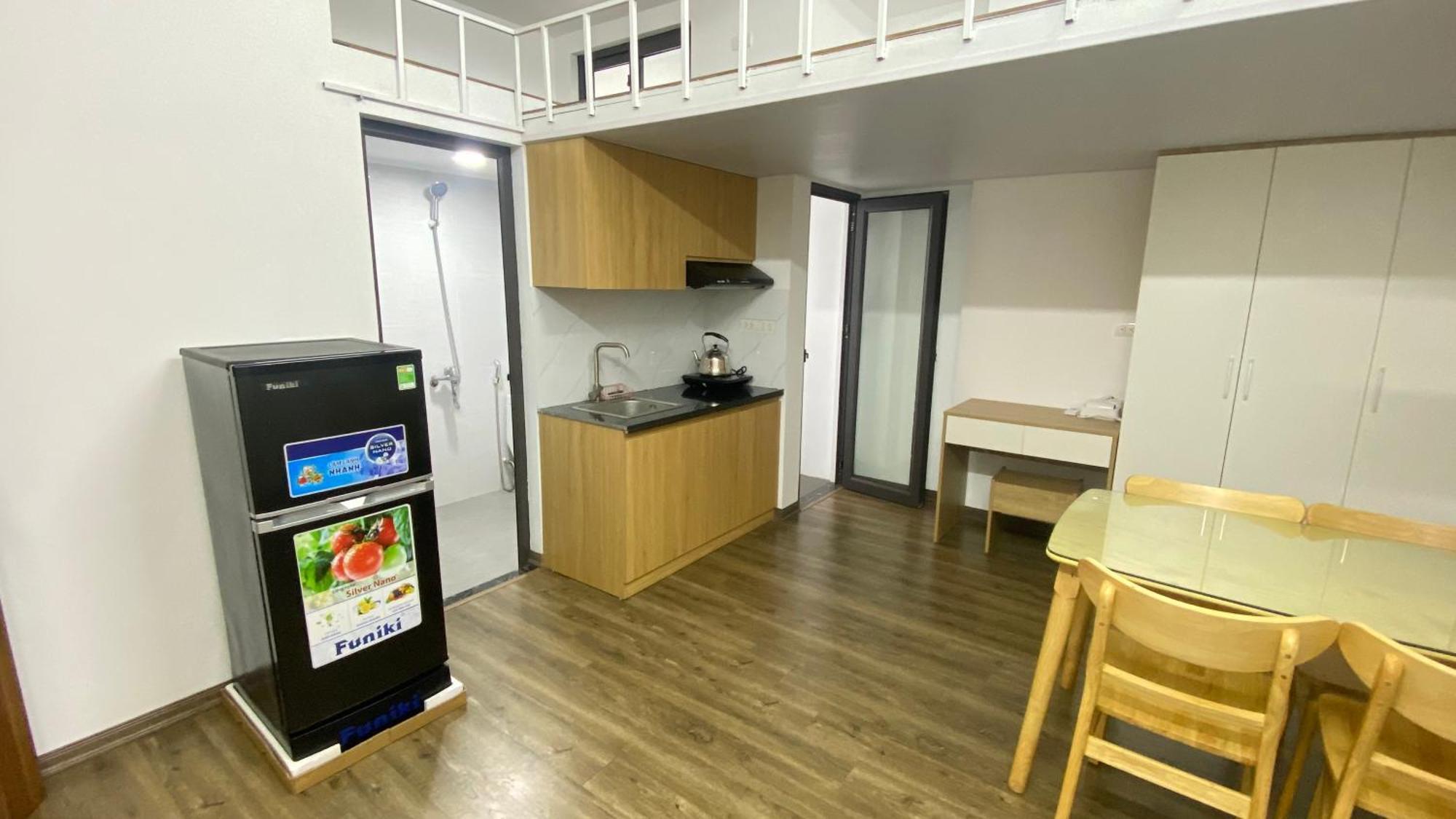 Era Apartment Khuc Thua Du 河内 外观 照片