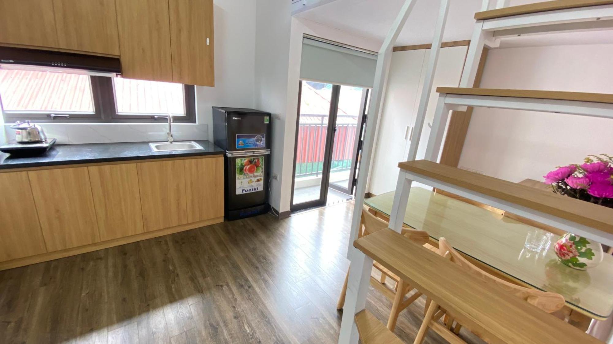 Era Apartment Khuc Thua Du 河内 外观 照片
